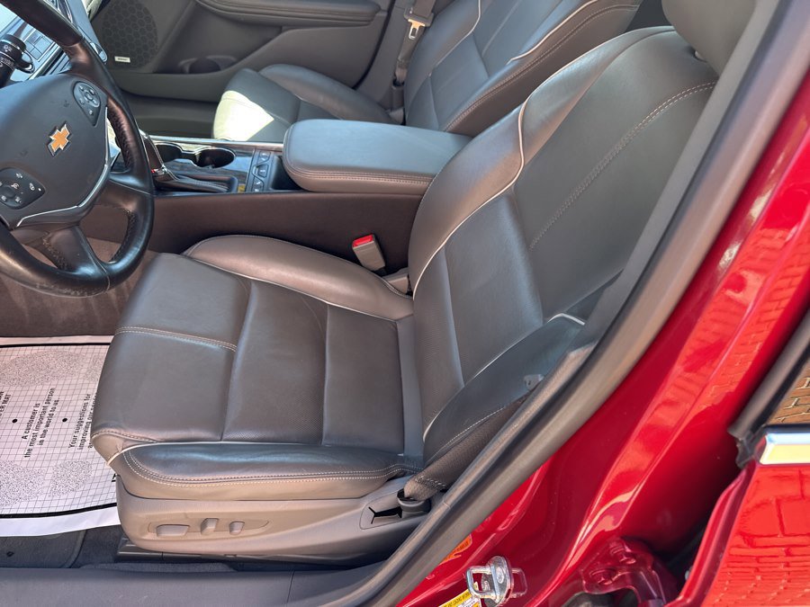 Used 2015 Chevrolet Impala LTZ FWD image 17