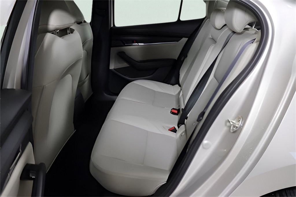 Used 2024 MAZDA MAZDA3 s image 12