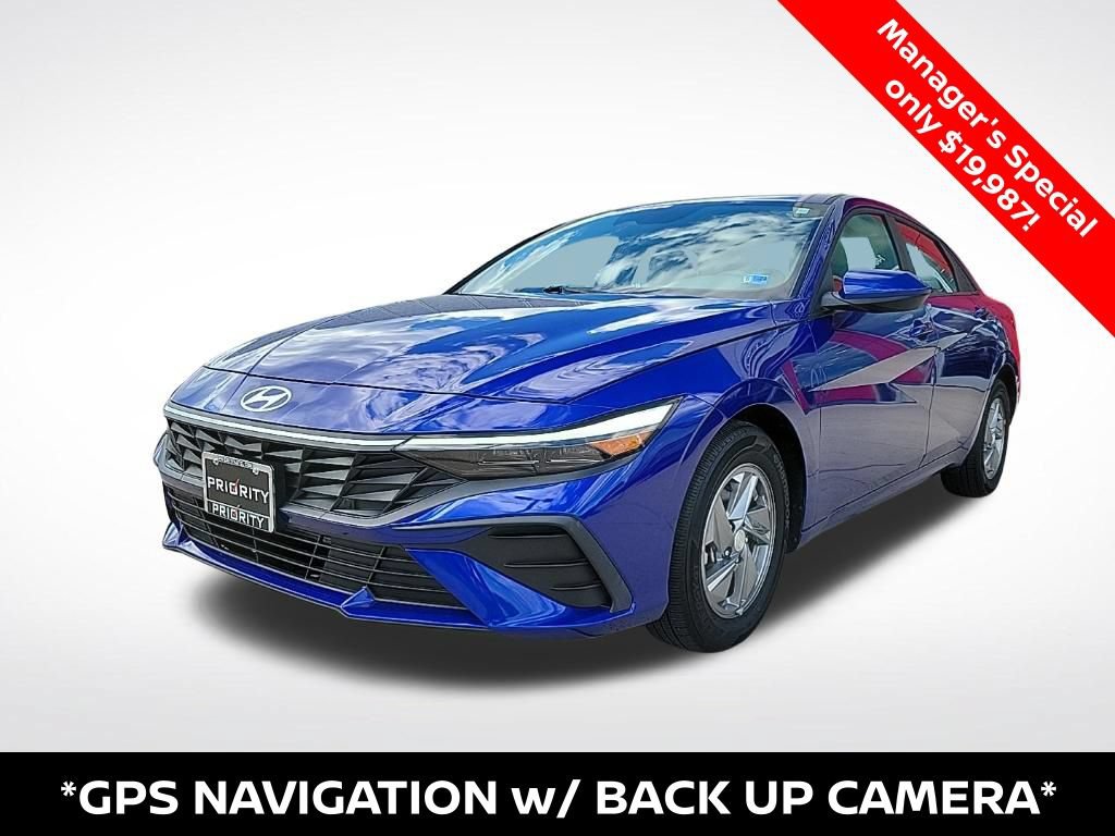 Used 2024 Hyundai Elantra SE FWD image 1