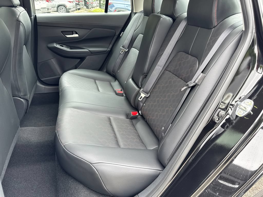 New 2026 Nissan Sentra SR w/ SR Premium Package FWD image 19