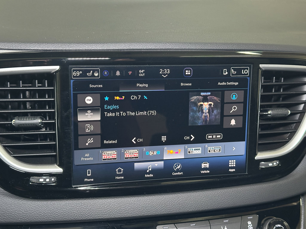 New 2026 Chrysler Voyager LX FWD image 30