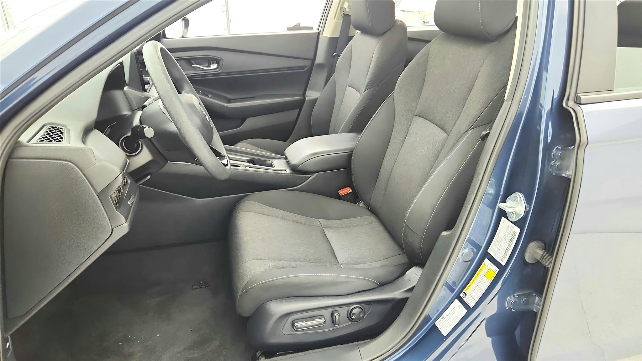 Used 2023 Honda Accord EX image 20