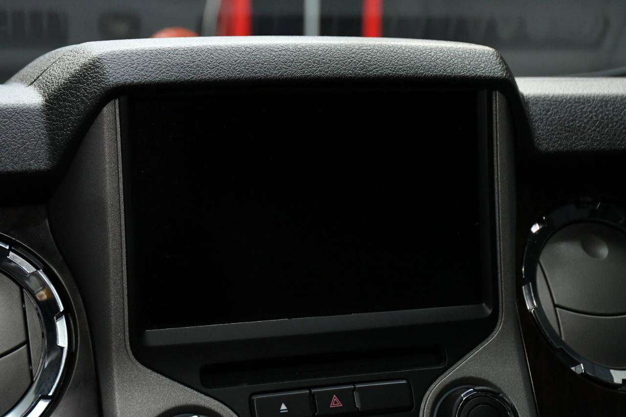 Used 2016 Ford F350 Platinum w/ FX4 Off-Road Package image 33