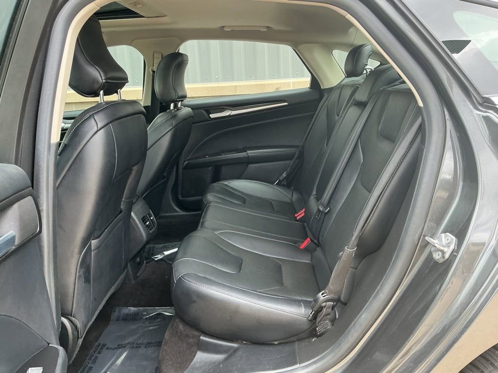 Used 2019 Ford Fusion Titanium FWD image 16