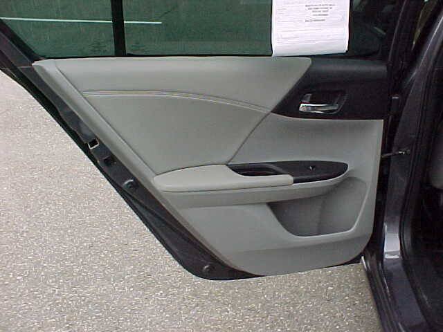 Used 2013 Honda Accord EX-L image 16