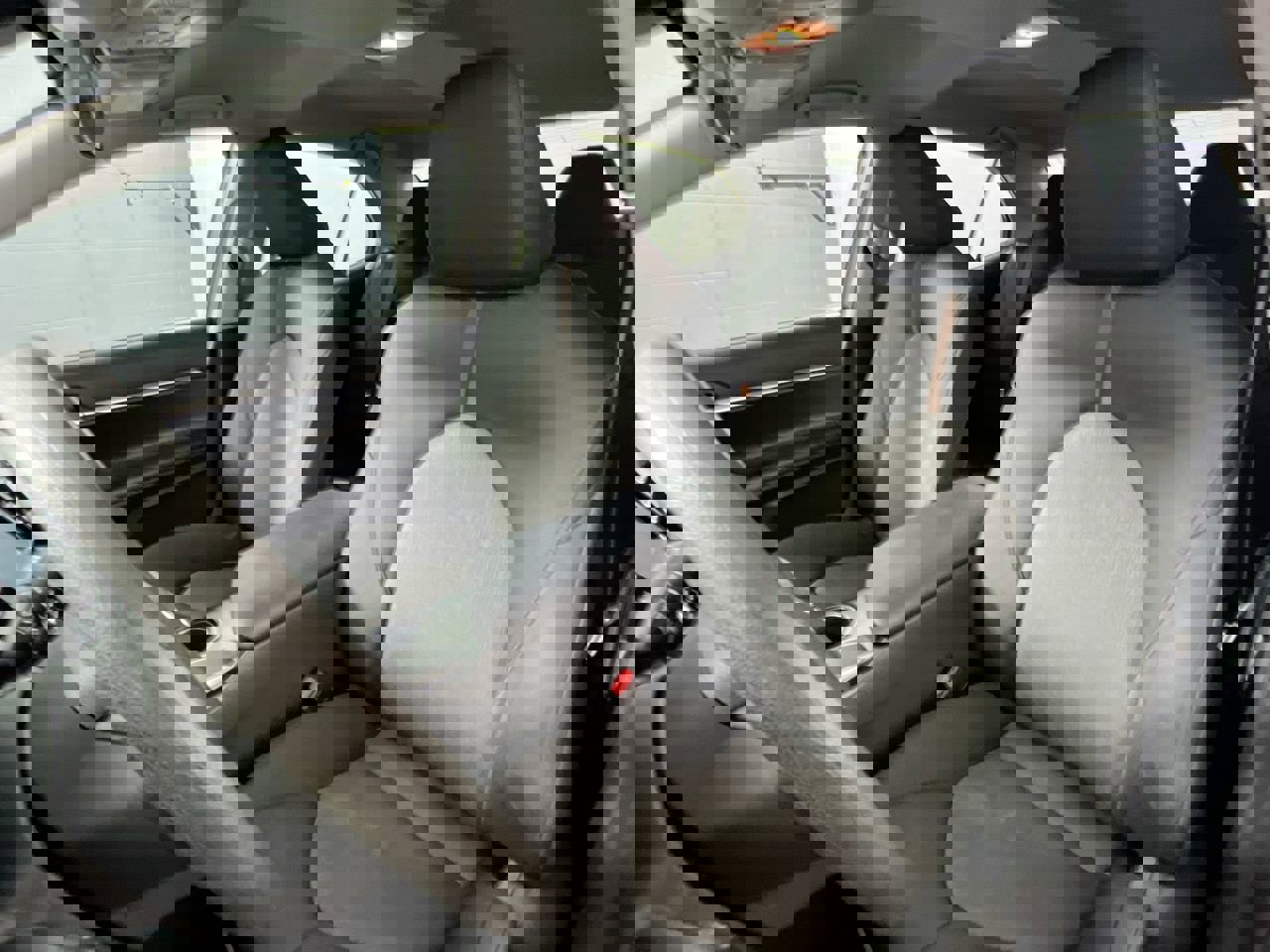 Used 2019 Toyota Camry LE image 14