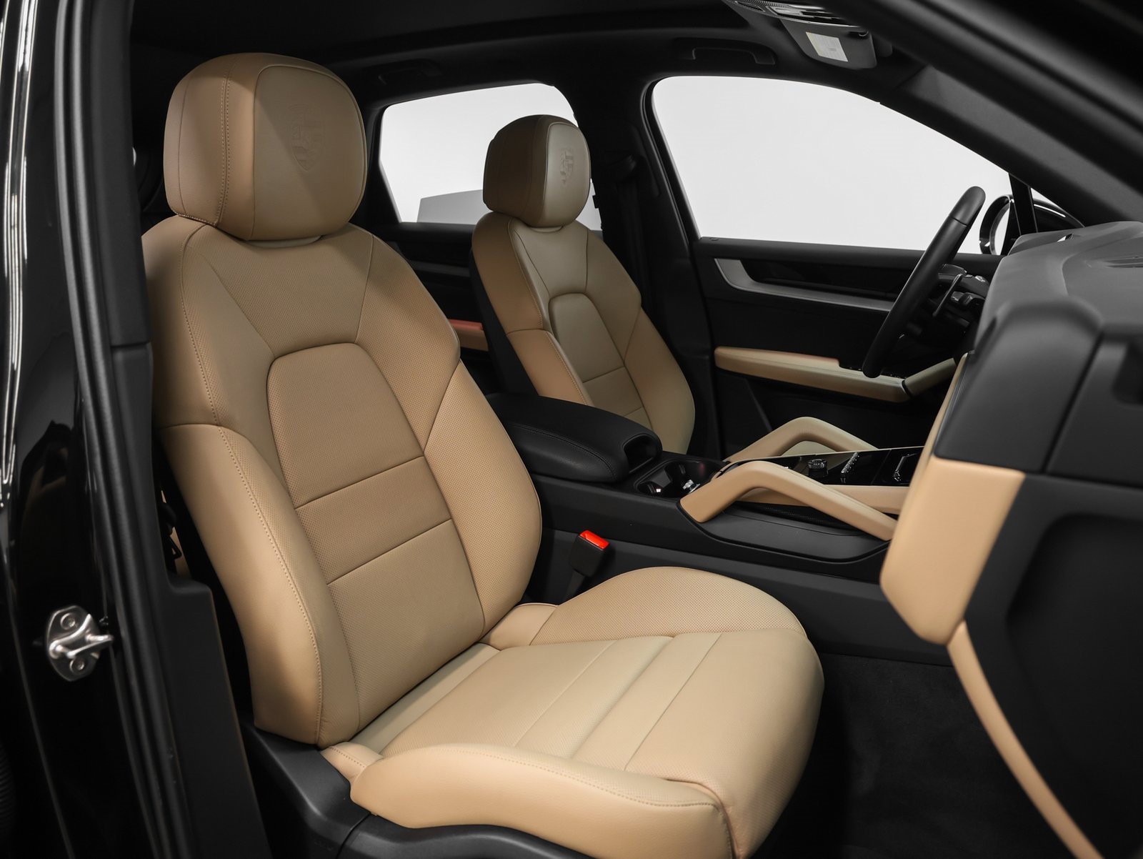 Certified 2025 Porsche Cayenne image 20