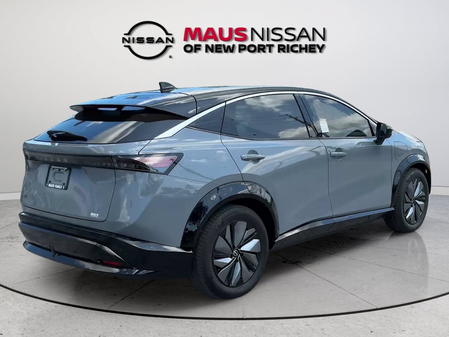 Certified 2025 Nissan Ariya FWD image 17