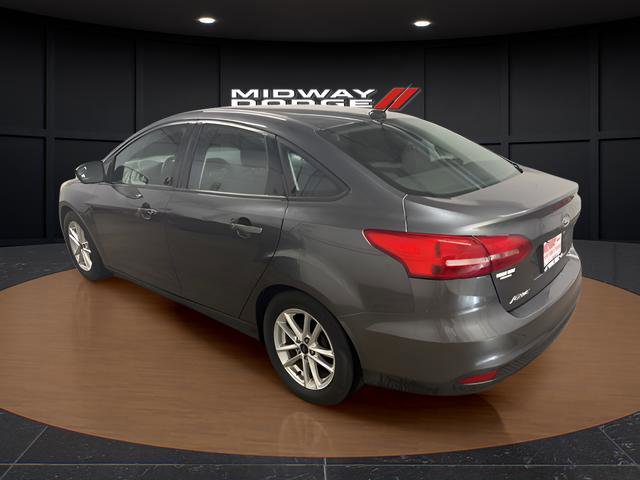 Used 2016 Ford Focus SE FWD image 3