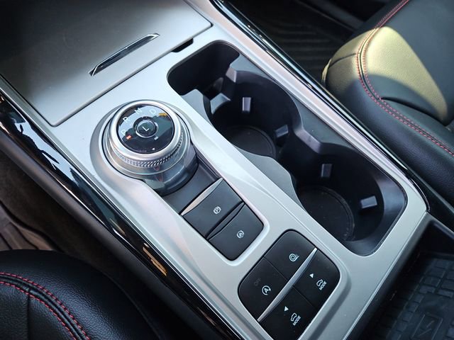 Used 2024 Ford Explorer ST-Line w/ Class IV Trailer Tow Package RWD image 27