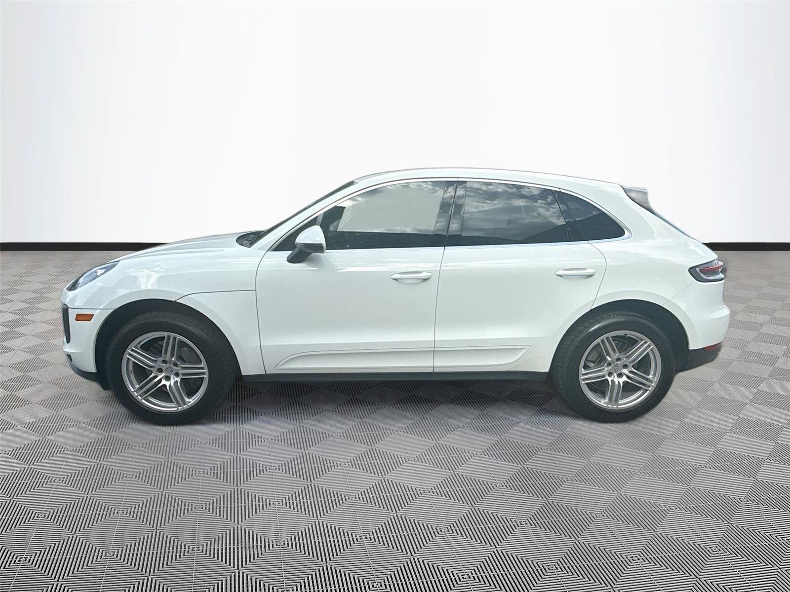 Used 2021 Porsche Macan S AWD/4WD image 4