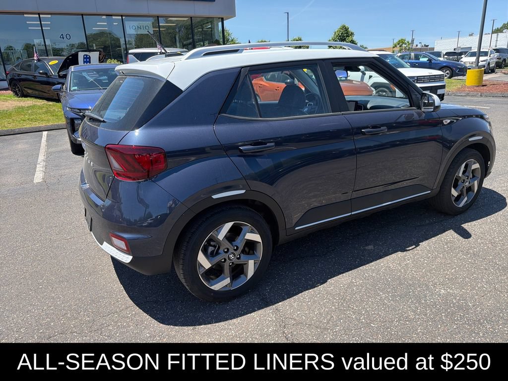 Certified 2025 Hyundai Venue Limited FWD image 3