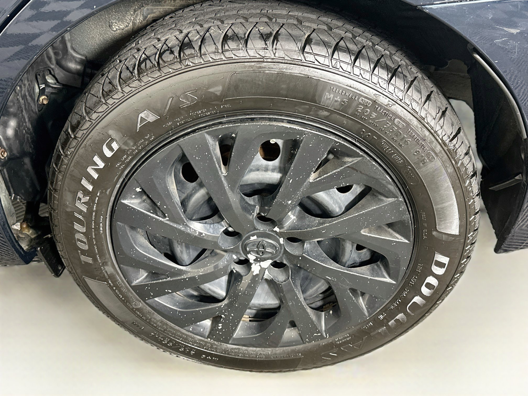 Used 2018 Toyota Corolla LE FWD image 11