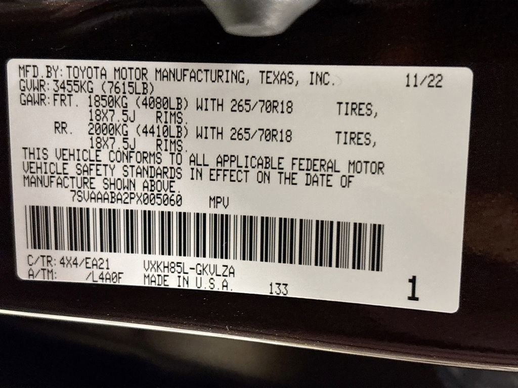 Used 2023 Toyota Sequoia Limited image 25