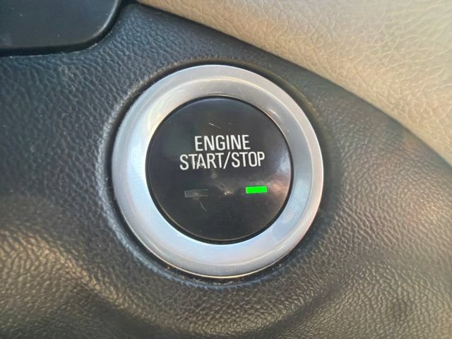 Used 2020 Chevrolet Equinox LS FWD image 35
