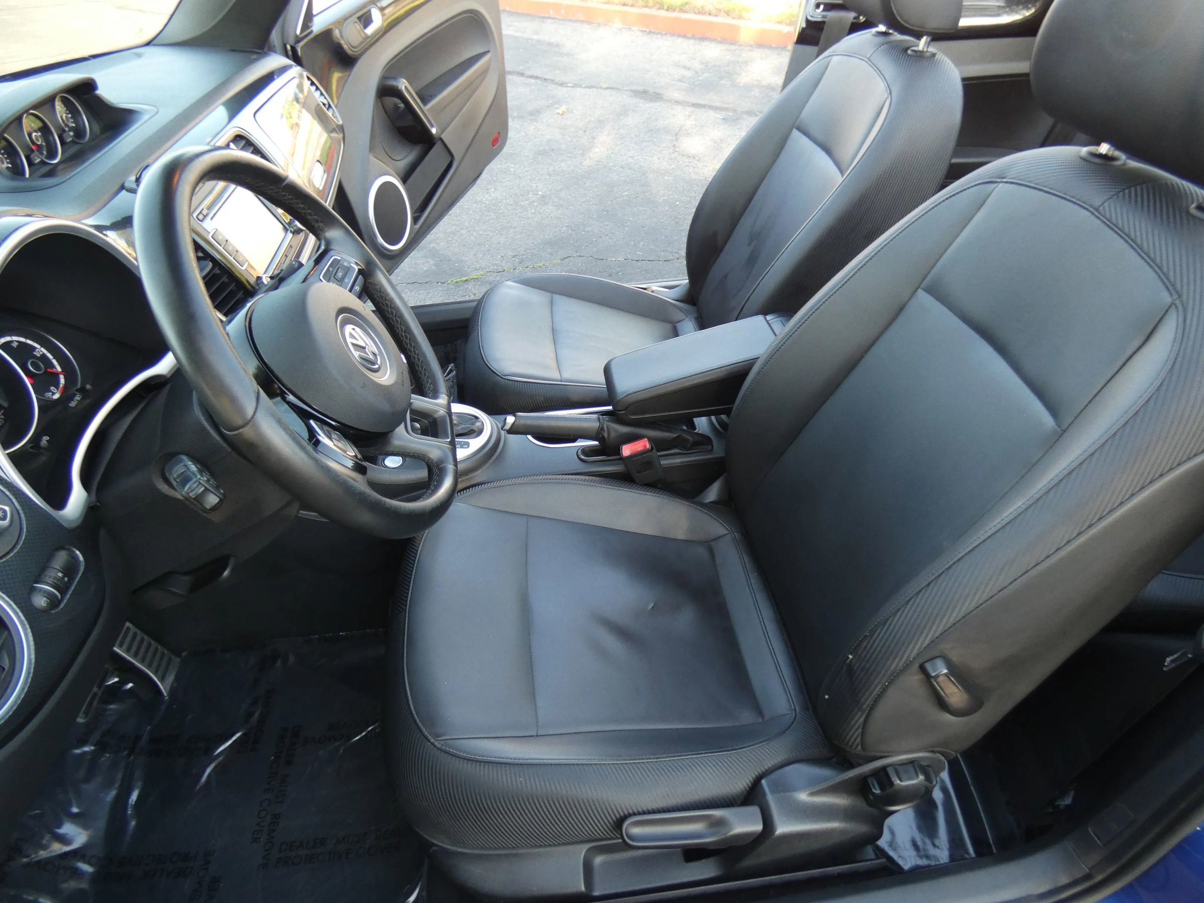 Used 2014 Volkswagen Beetle R-Line image 49