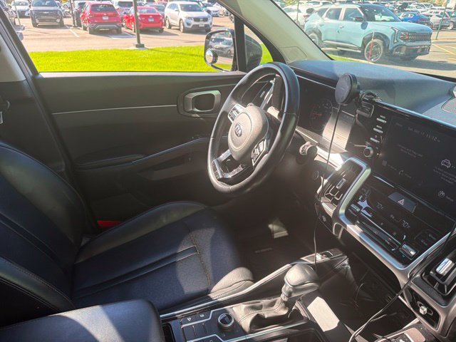 Used 2021 Kia Sorento S w/ Panoramic Sunroof Package AWD/4WD image 17