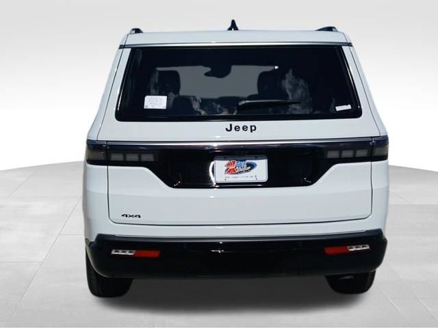 New 2026 Jeep Grand Wagoneer 4WD image 4