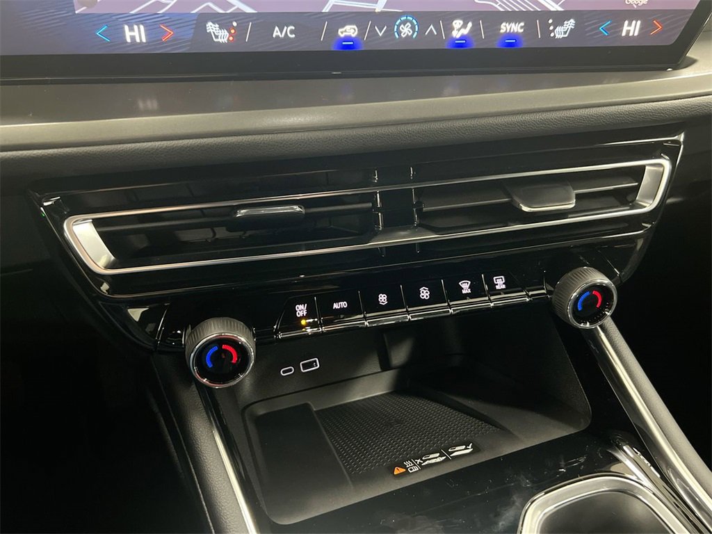 New 2026 Chevrolet Traverse LT w/ Driver Confidence Package image 16