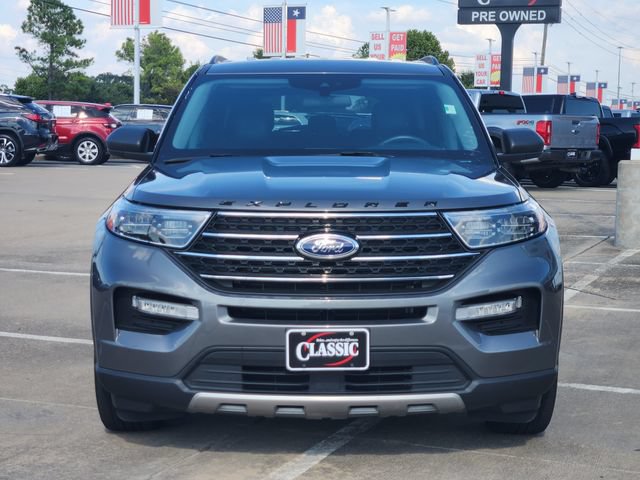 Used 2022 Ford Explorer XLT w/ Equipment Group 202A RWD image 2