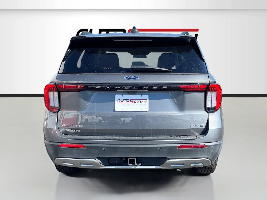 Used 2025 Ford Explorer Active w/ Active Comfort Package AWD/4WD image 6