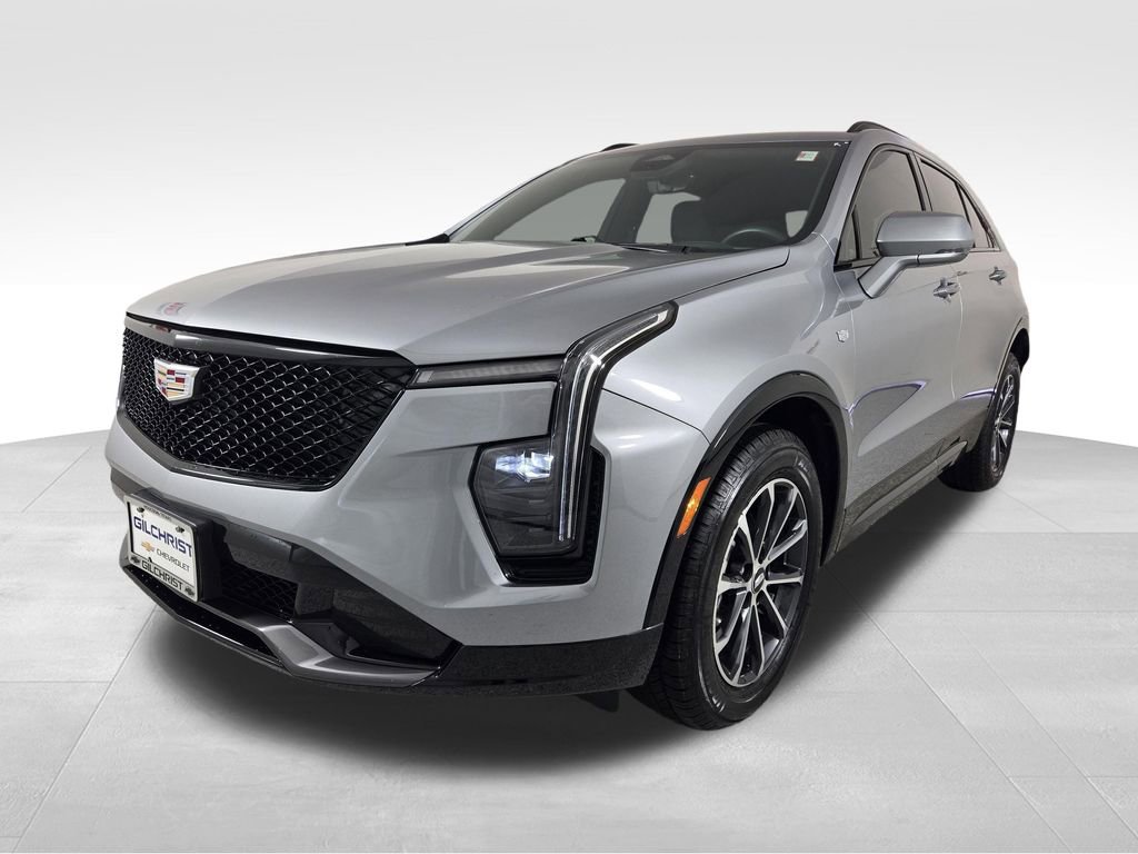 Used 2024 Cadillac XT4 Sport FWD image 2