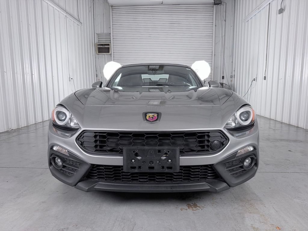 Used 2017 FIAT 124 Spider Abarth RWD image 2