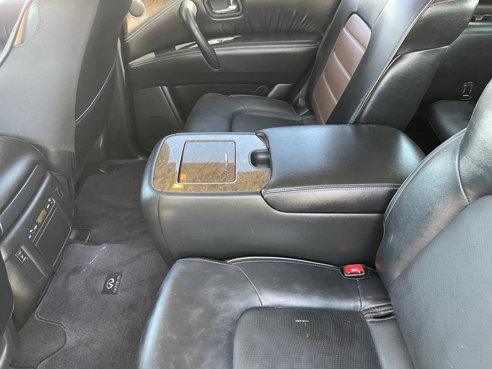 Used 2017 INFINITI QX80 4WD w/ Driver Assistance Package image 19