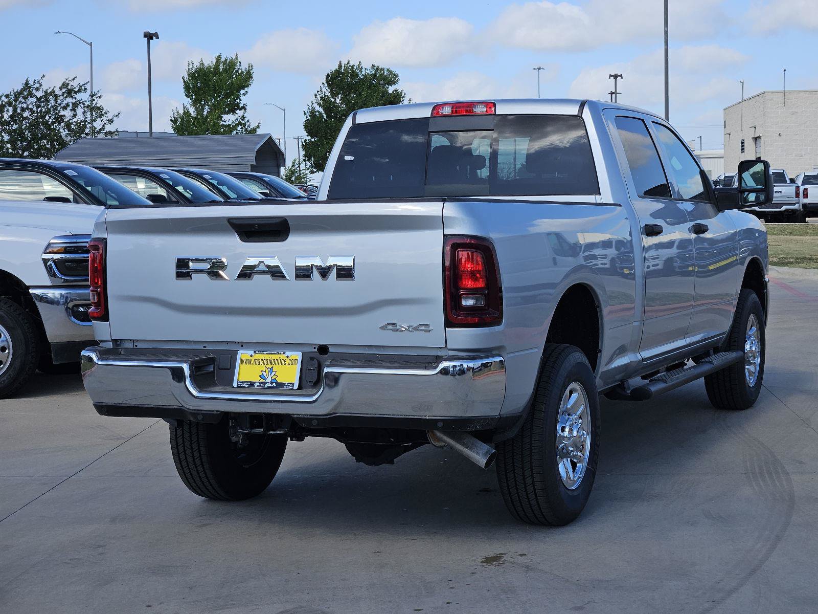 New 2026 RAM 2500 Tradesman AWD/4WD image 4