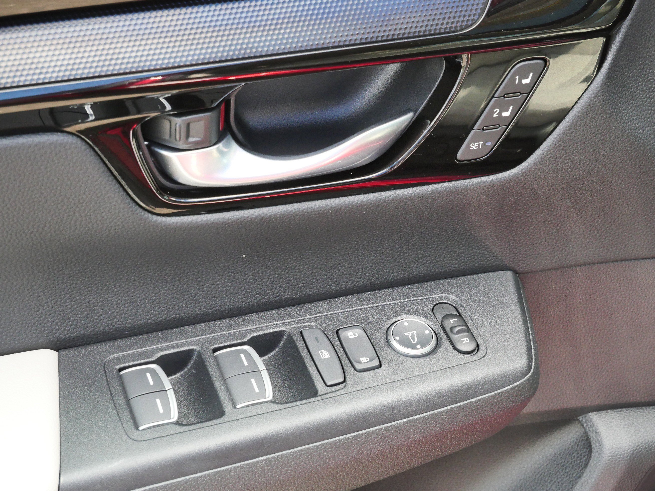 Used 2026 Honda CR-V EX-L image 19