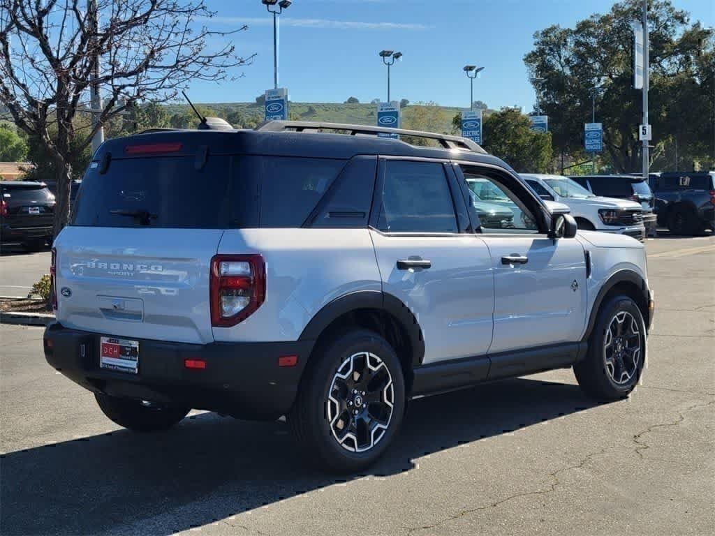 Used 2026 Ford Bronco Sport Outer Banks AWD/4WD image 5