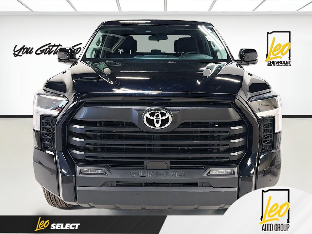 Used 2023 Toyota Tundra SR5 w/ SR5 Convenience Package AWD/4WD image 2