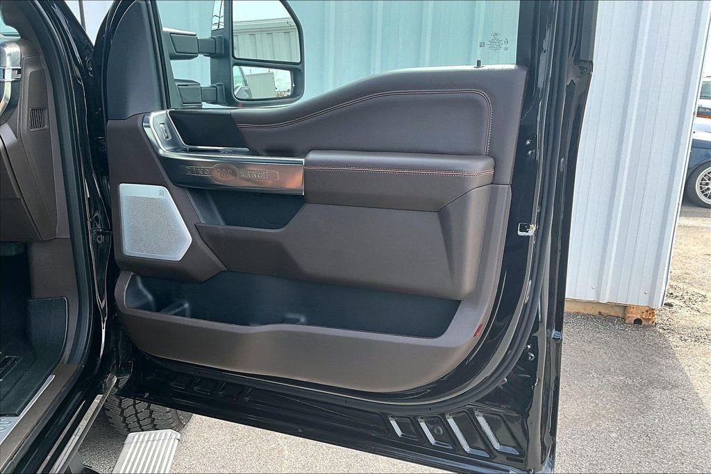 Used 2025 Ford F250 King Ranch w/ Chrome Package AWD/4WD image 19