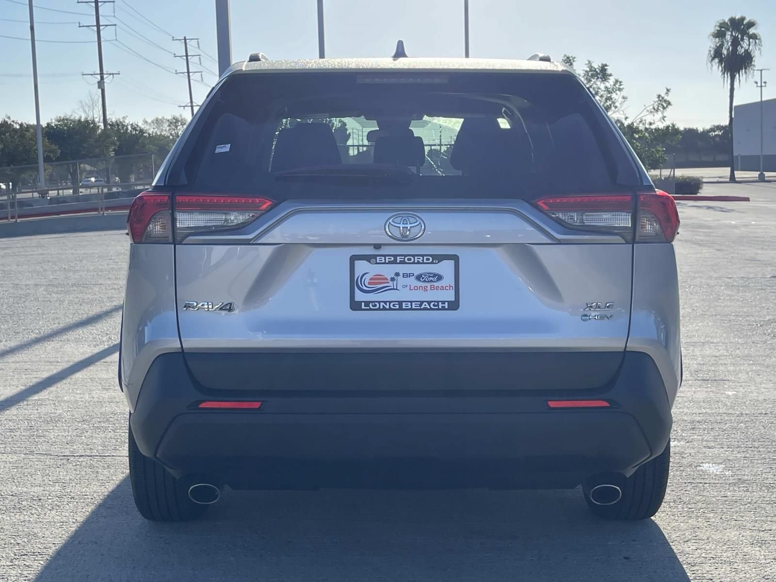 Used 2025 Toyota RAV4 XLE AWD/4WD image 4