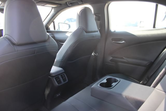 Certified 2024 Lexus UX 250h FWD image 9