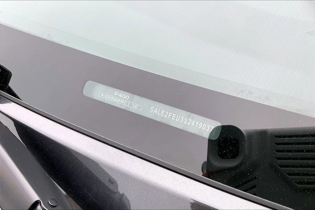 Used 2025 Land Rover Defender 130 X-Dynamic SE image 24