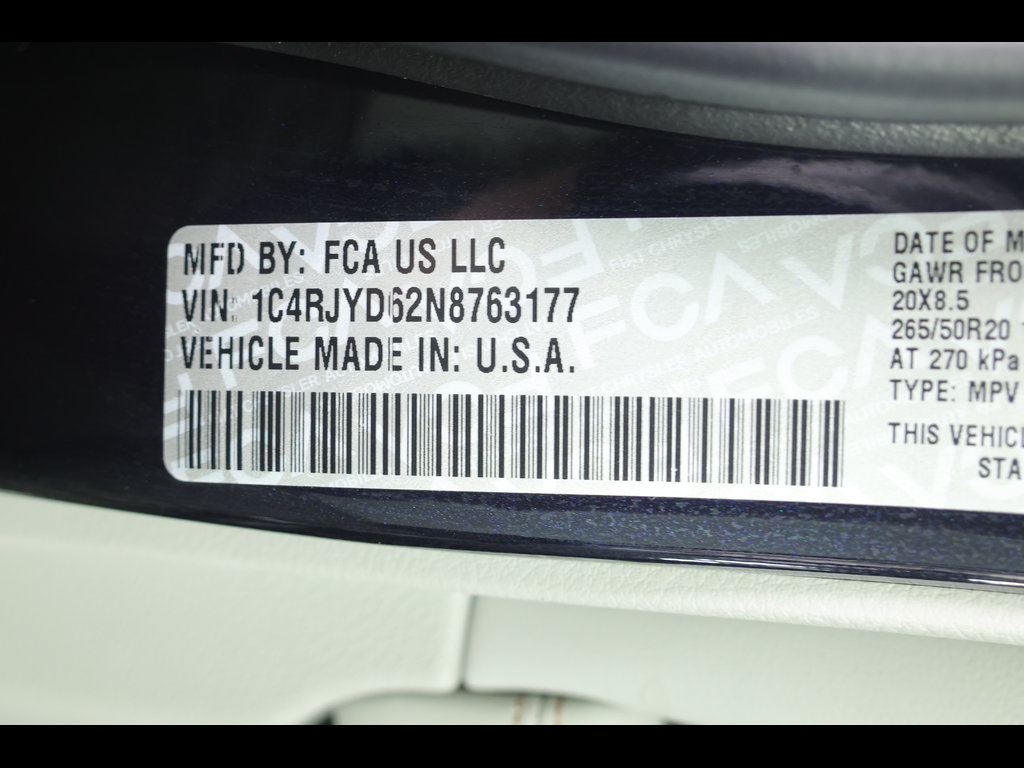 Used 2022 Jeep Grand Cherokee Overland w/ Luxury Tech Group IV AWD/4WD image 36