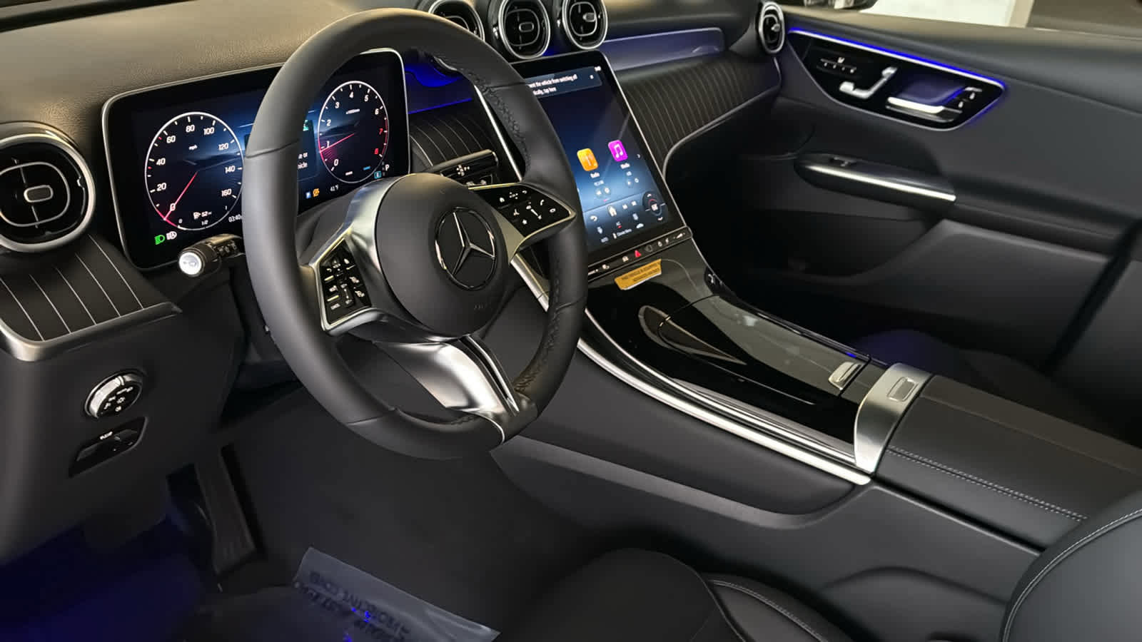 New 2026 Mercedes-Benz GLC 300 4MATIC image 27