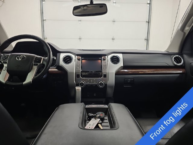 Used 2017 Toyota Tundra Limited w/ Limited Premium Package RWD image 13