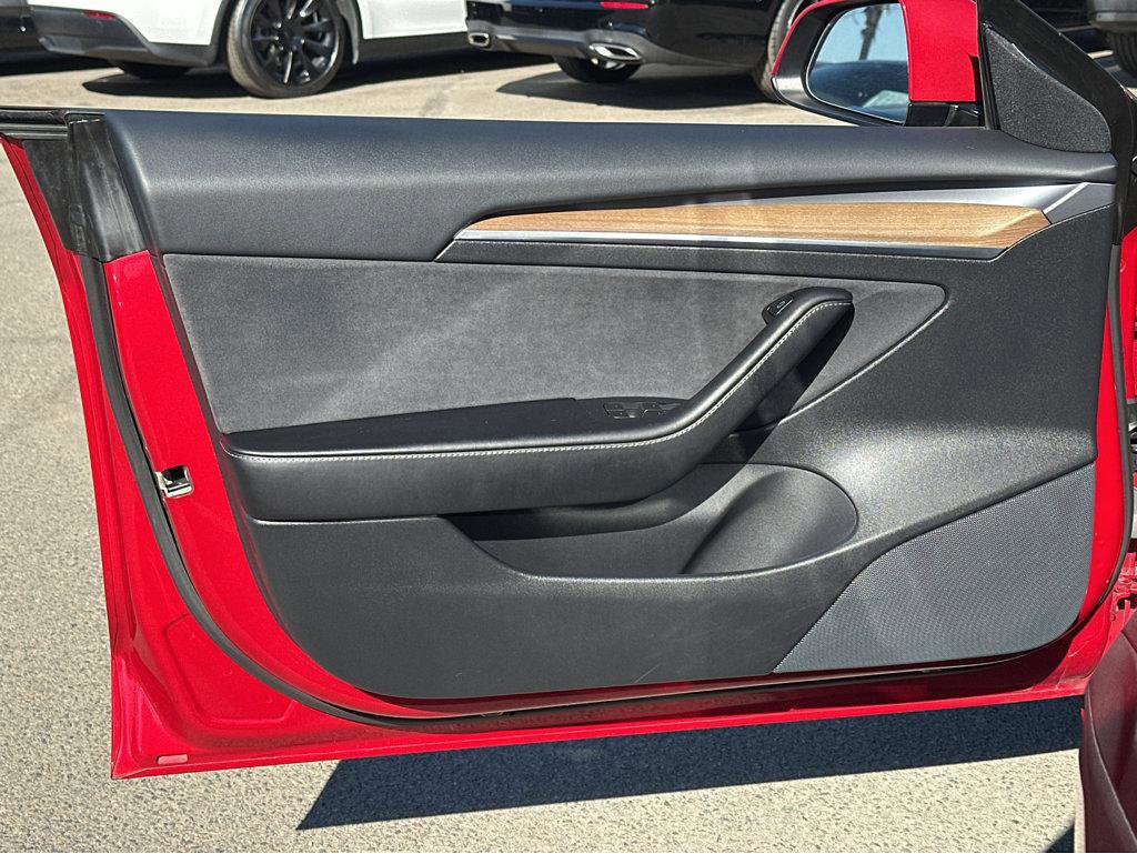 Used 2021 Tesla Model 3 Standard Range Plus image 15