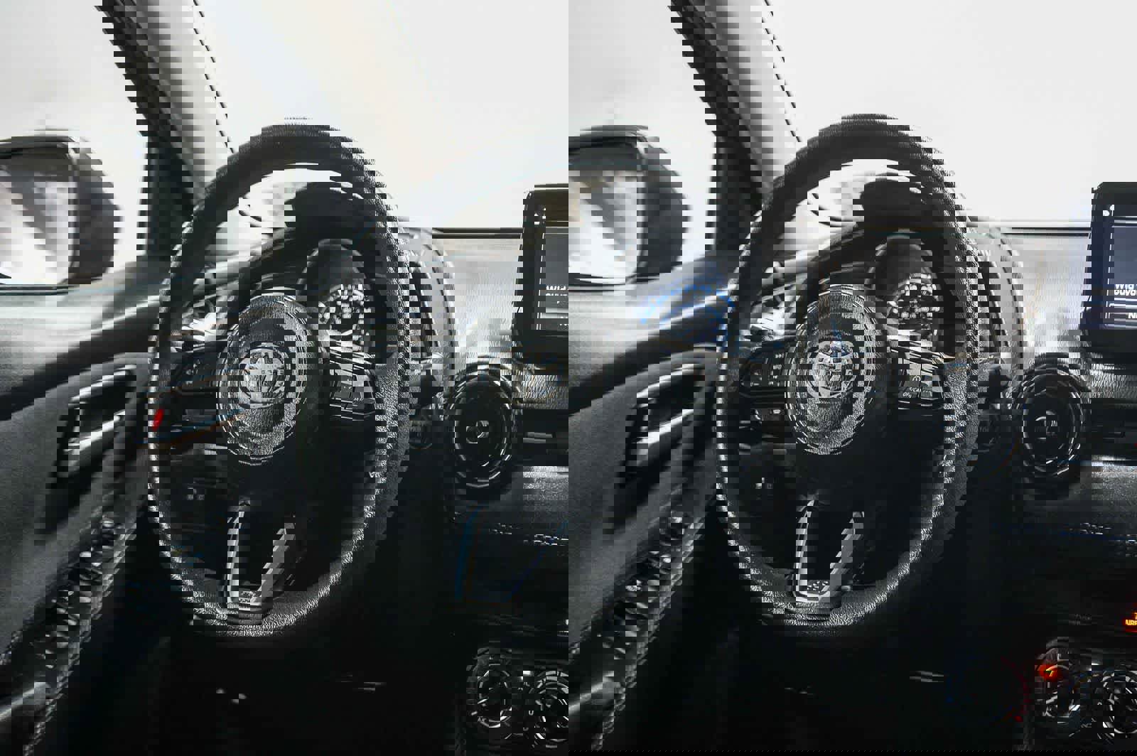 Certified 2020 Toyota Yaris LE image 16