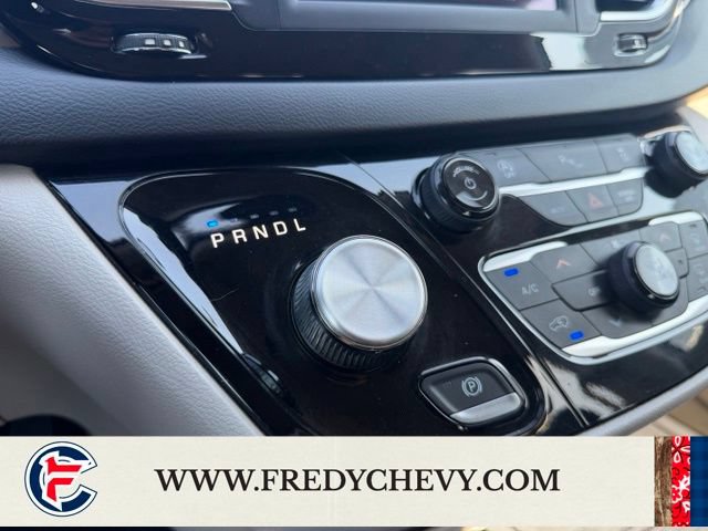 Used 2020 Chrysler Pacifica Touring-L FWD image 22