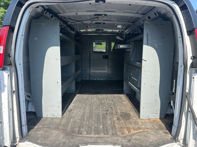 Used 2021 Chevrolet Express 2500 w/ Driver Convenience Package image 16