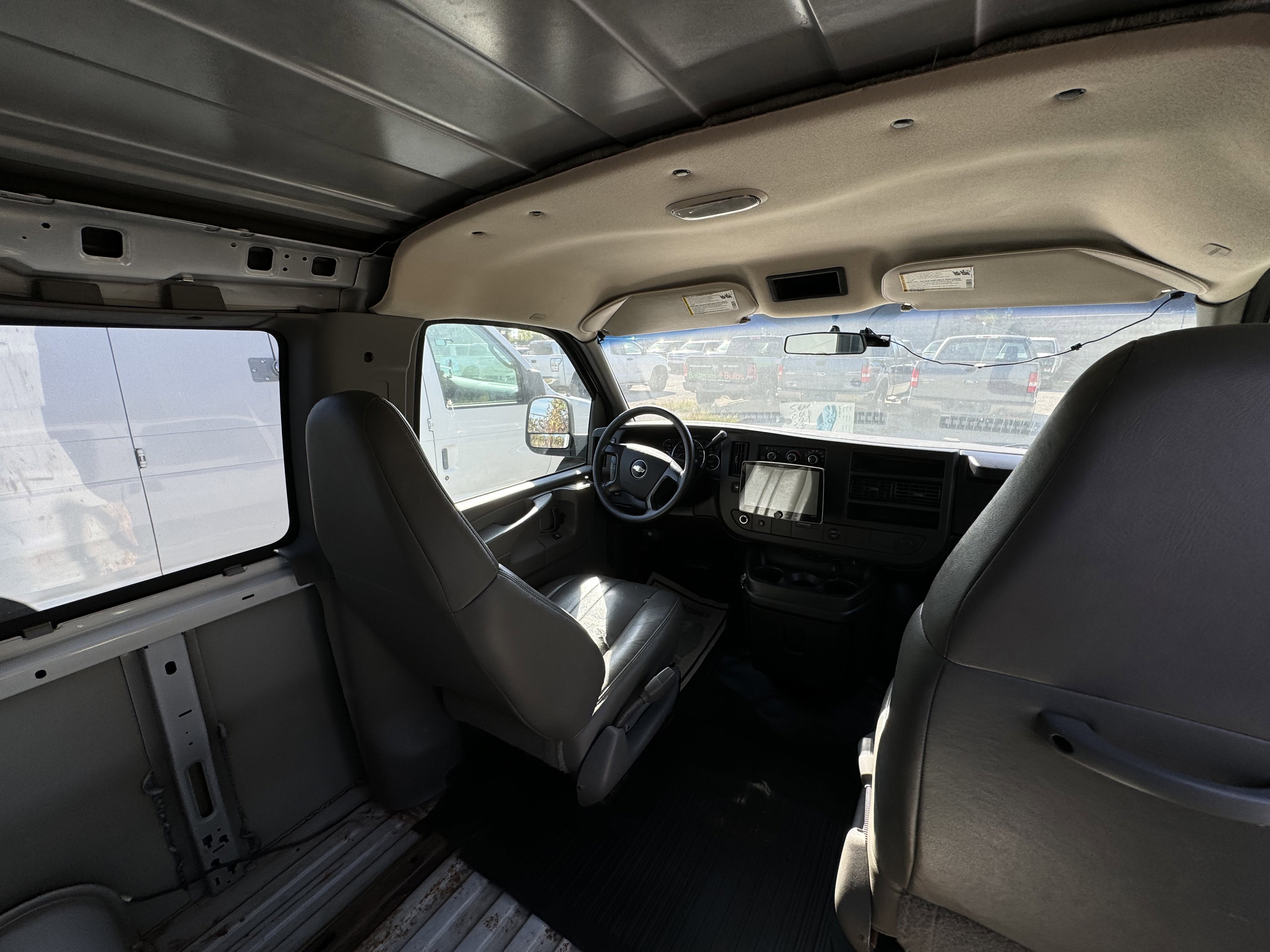 Used 2009 Chevrolet Express 1500 AWD Passenger w/ Power Package image 5