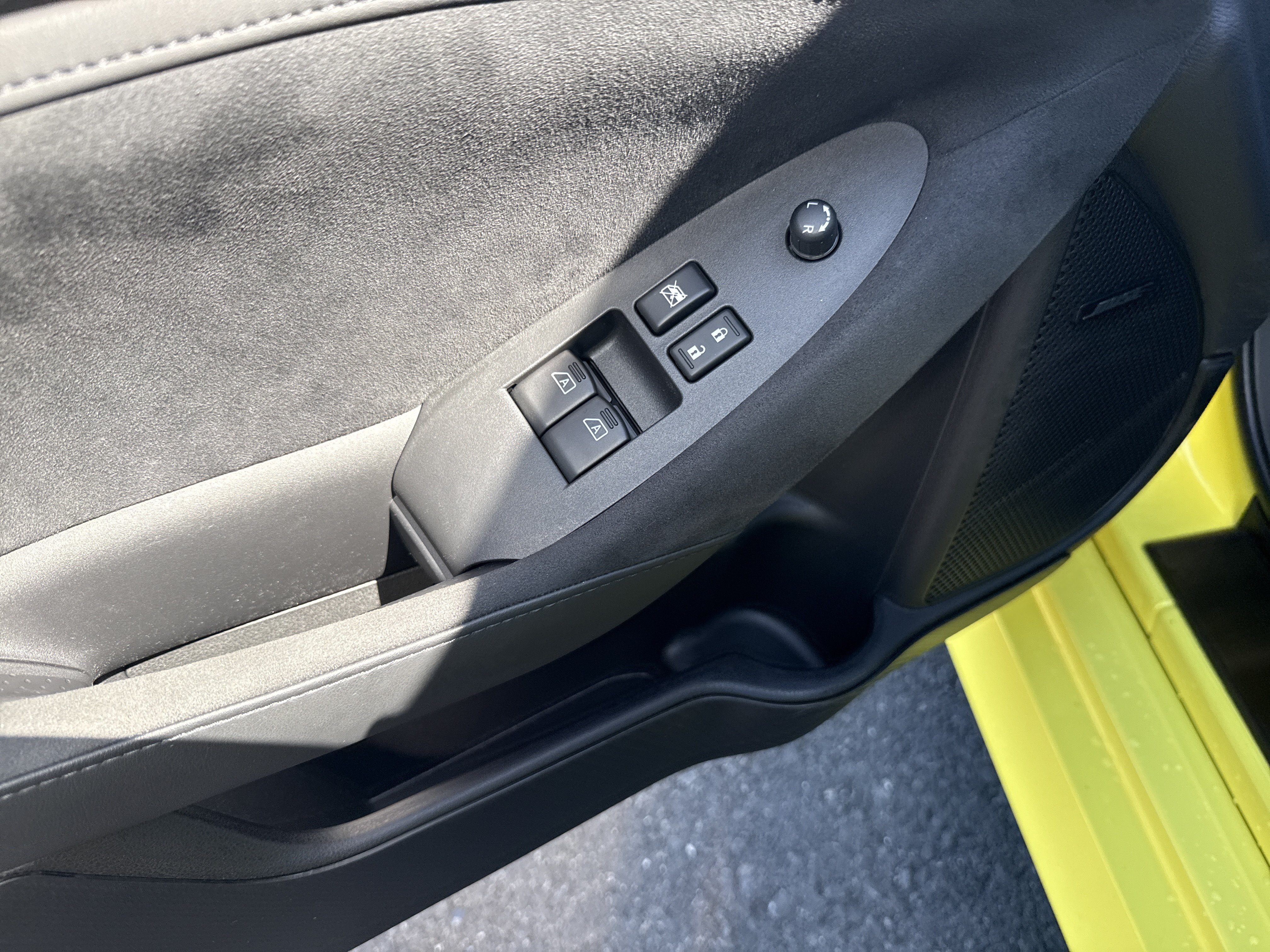 Used 2024 Nissan Z Performance w/ Floor Mat Package RWD image 16