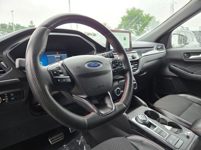 Used 2024 Ford Escape ST-Line AWD/4WD image 13