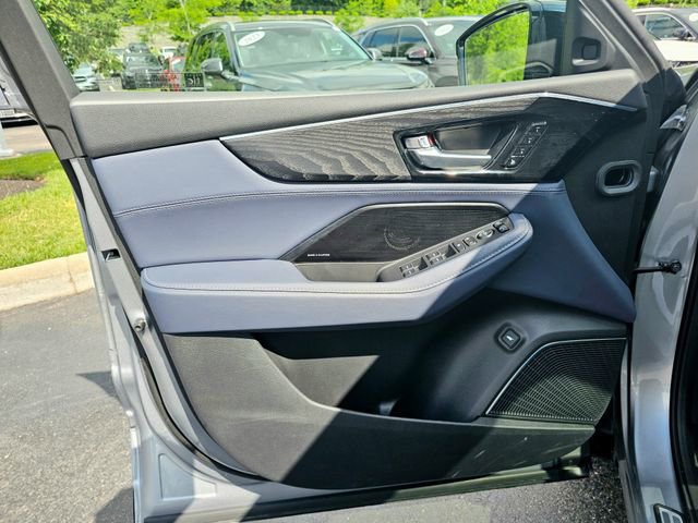 Used 2025 Acura MDX Type S AWD/4WD image 23
