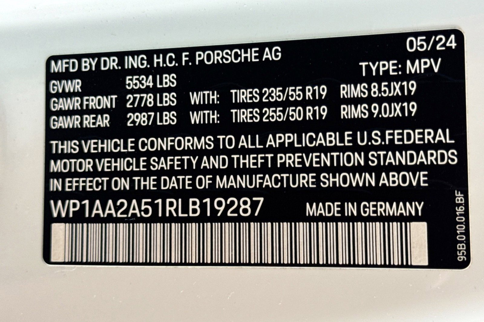 Used 2024 Porsche Macan Turbo image 30