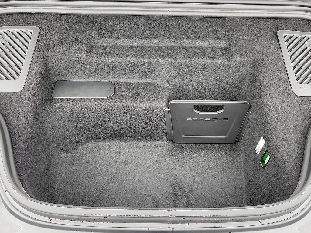 Used 2025 Porsche Macan 4S Electric image 26