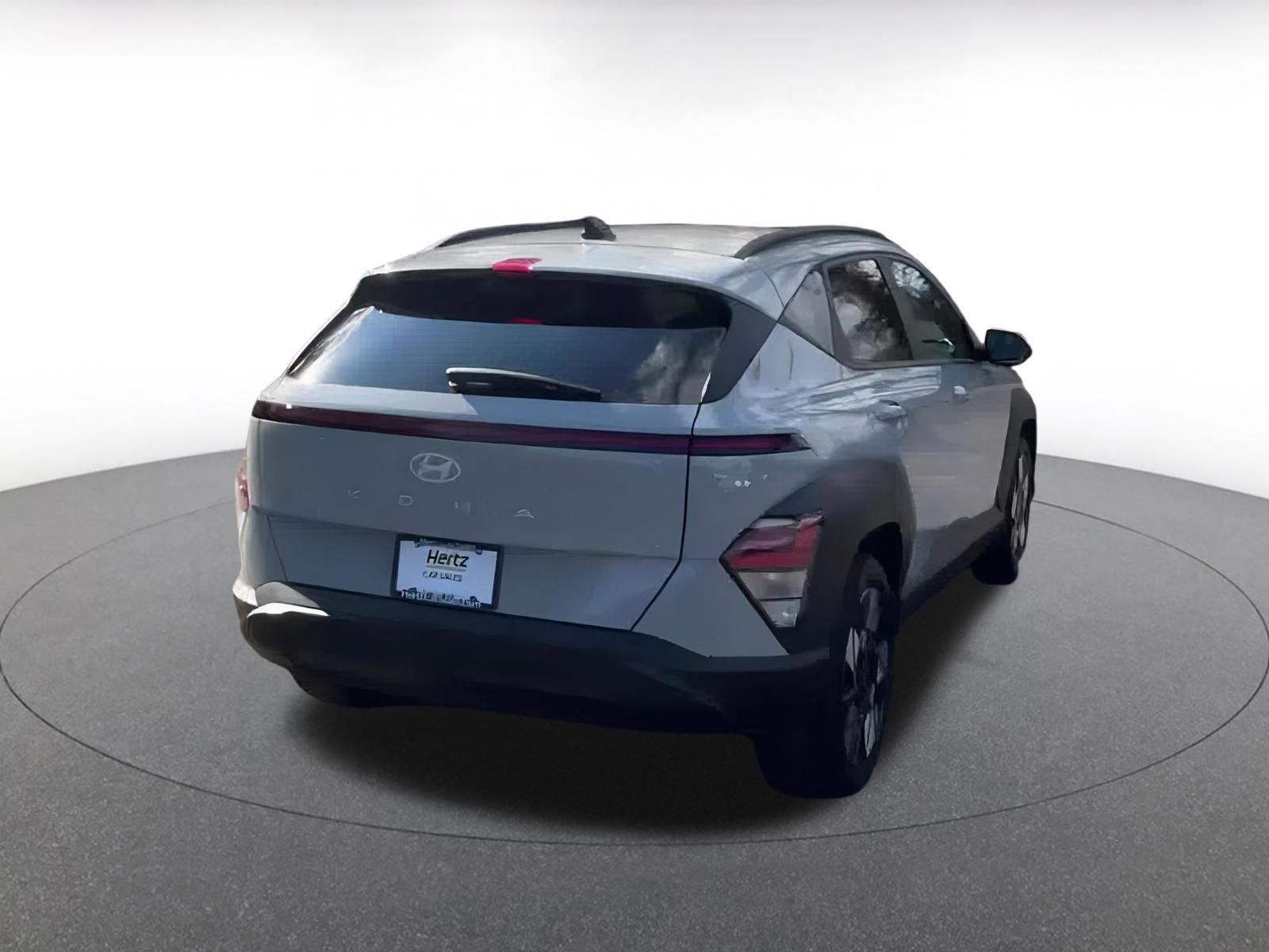 Used 2025 Hyundai Kona SEL image 14